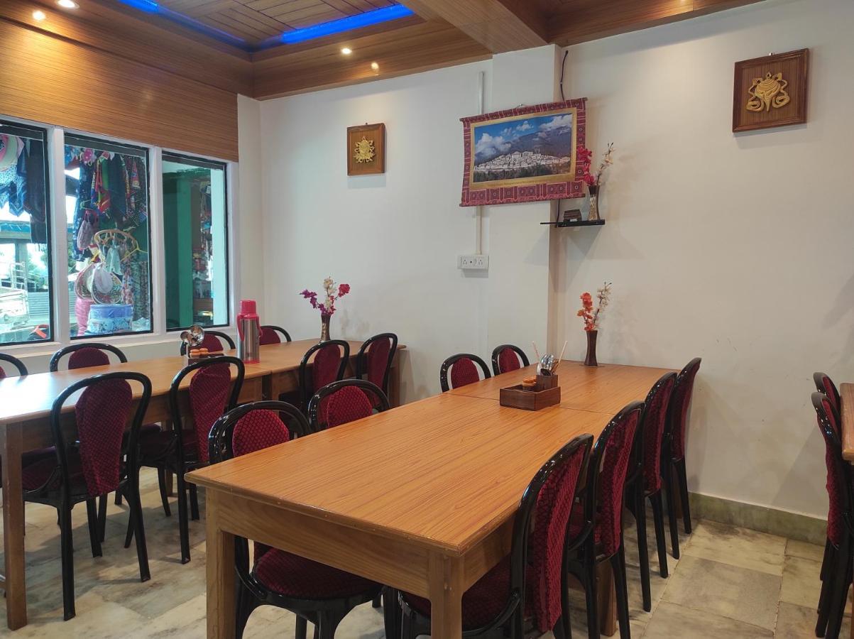 Hotel Tawang Regency Exterior photo