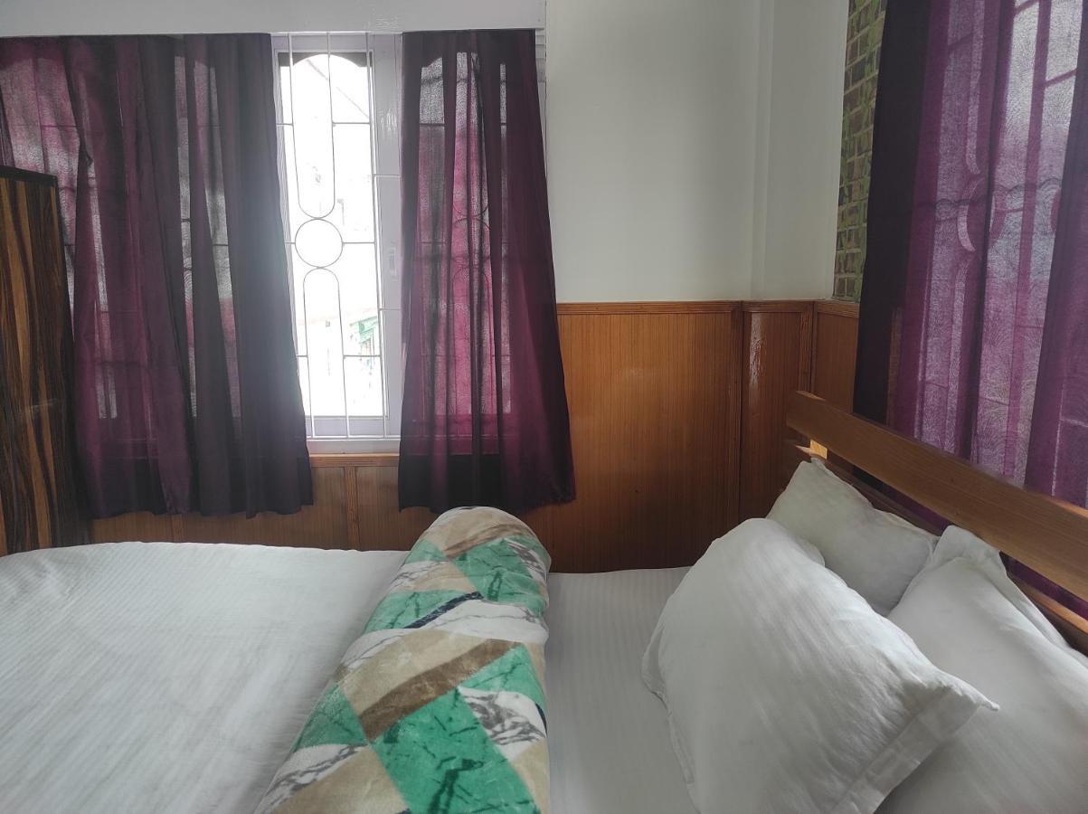 Hotel Tawang Regency Exterior photo